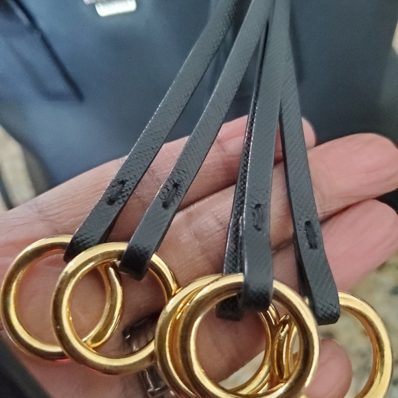 Prada Trick Pelle Saffiano Rings Nero attachment - Picture 2 of 8